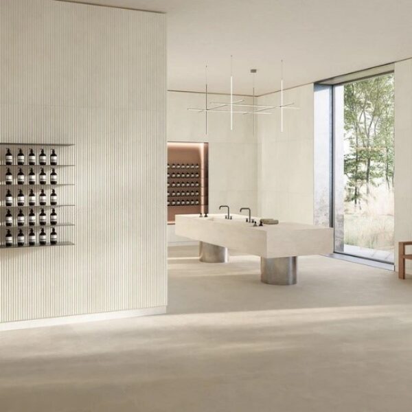 Boost Expression Glow Matt Feature Tile 50×120